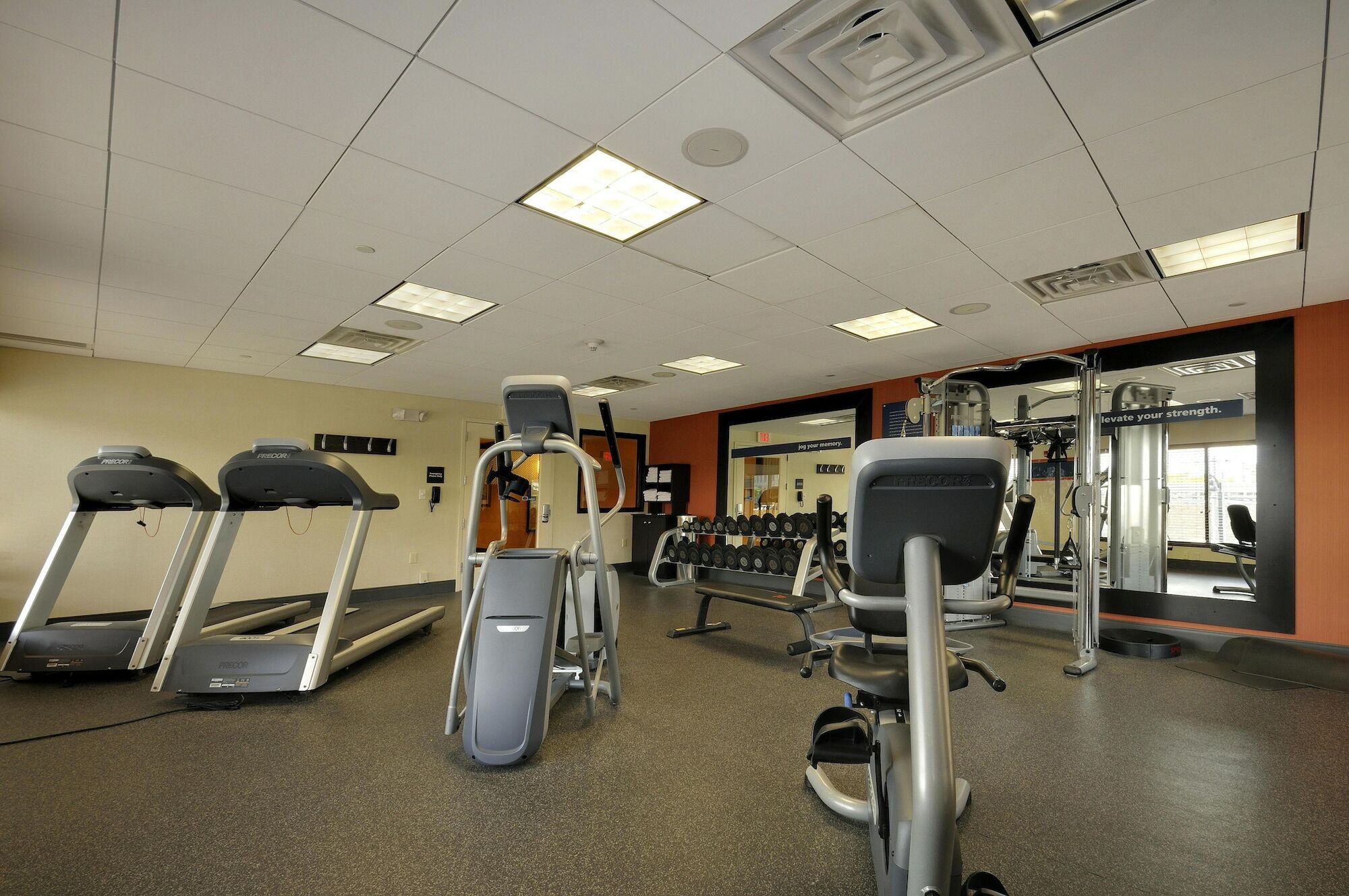 Hampton Inn Jericho - Westbury Bagian luar foto